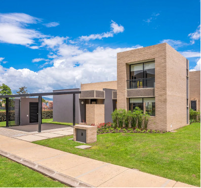 Finished high-end residential house